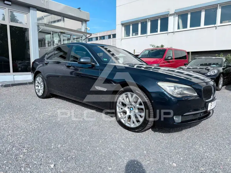 2009 BMW 730