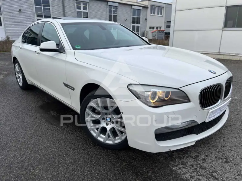 2009 BMW 730