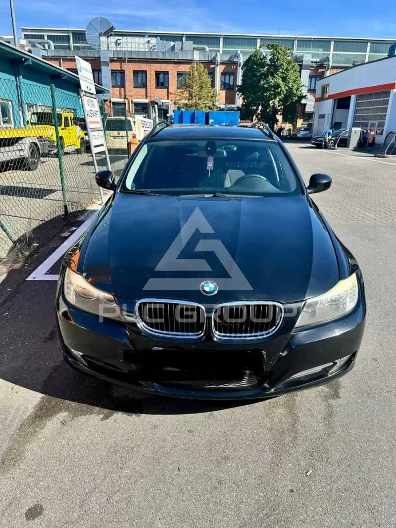 2009 BMW 318