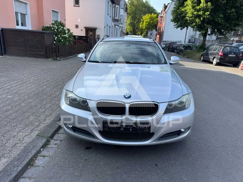 2009 BMW 318