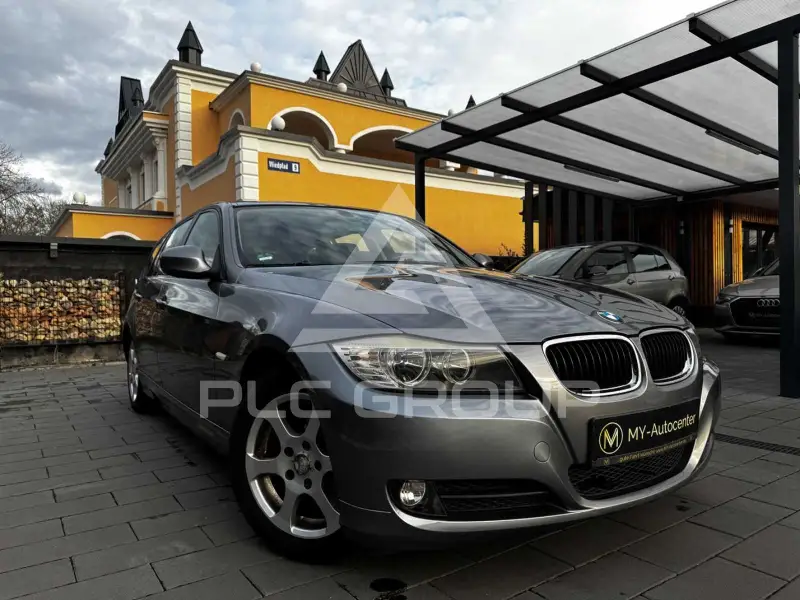 2009 BMW 318