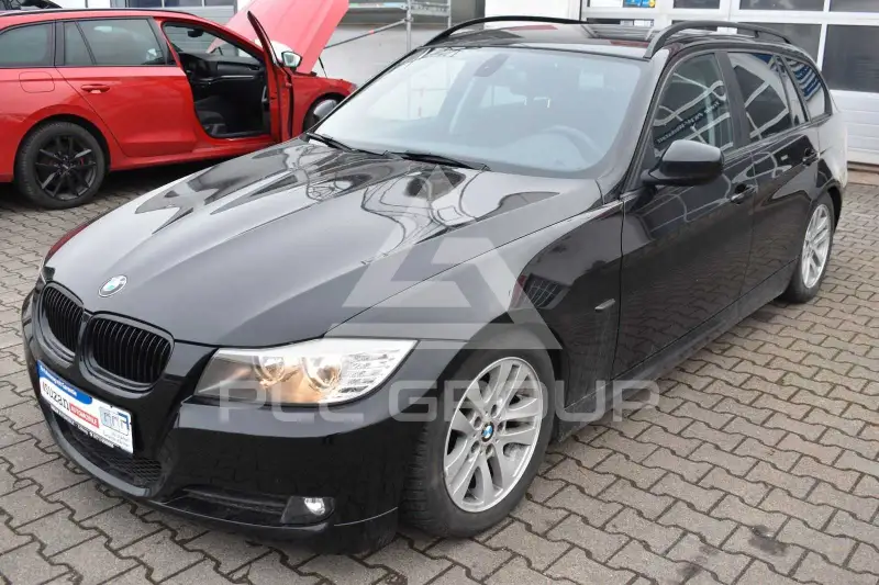 2009 BMW 318