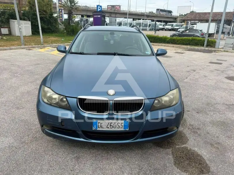 2009 BMW 318