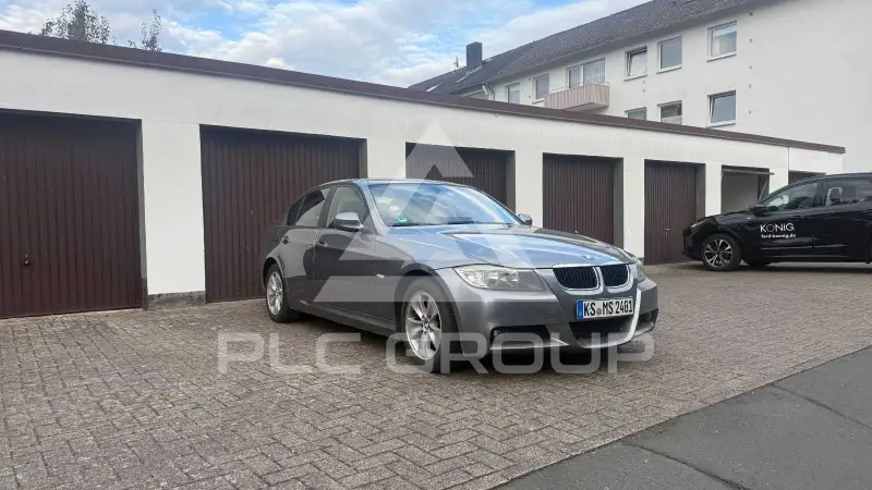 2009 BMW 318