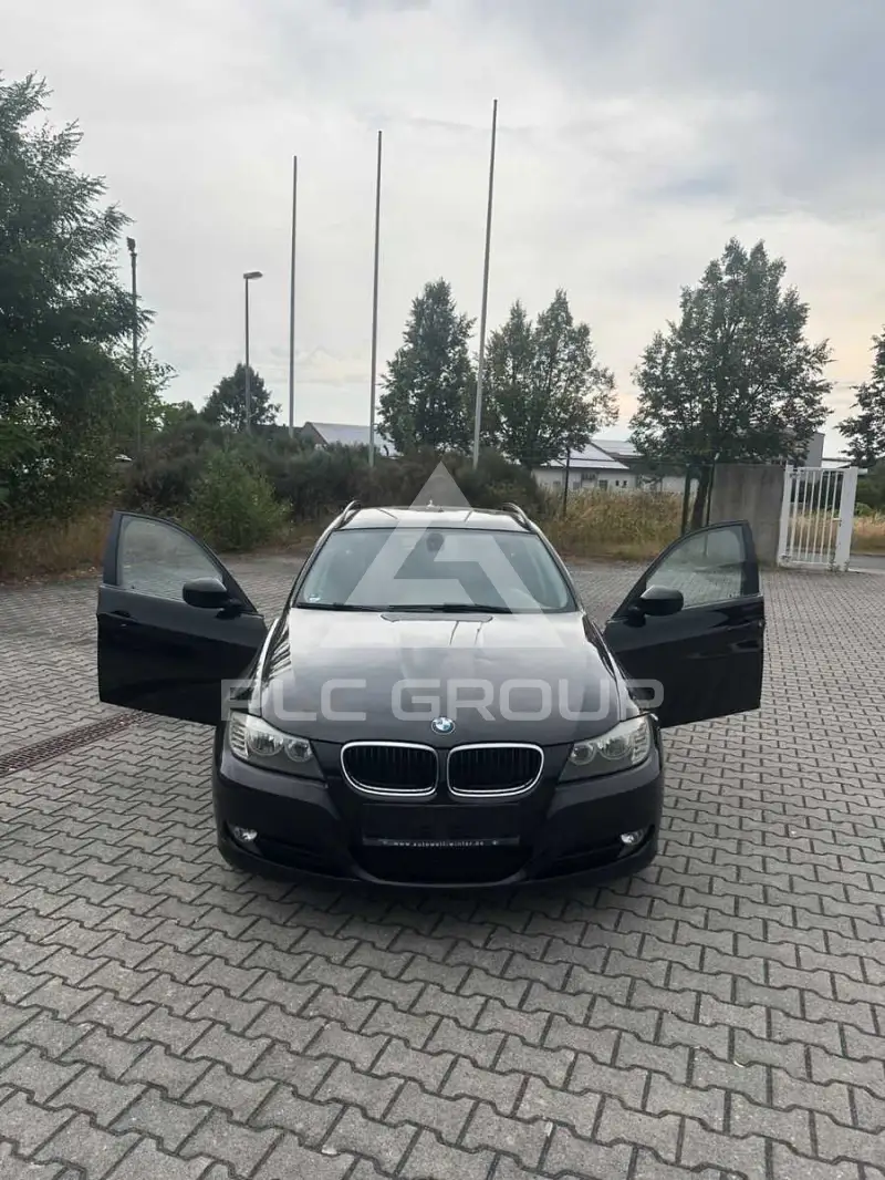2009 BMW 318