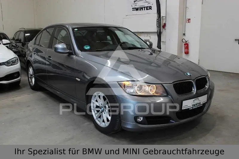 2009 BMW 318