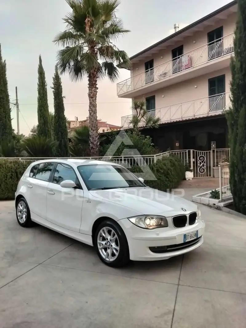 2009 BMW 120