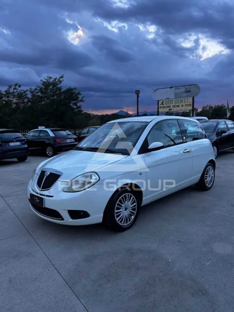 2009 Lancia YPSILON
