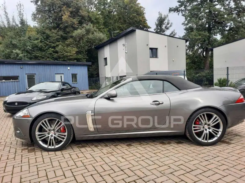 2009 Jaguar XKR
