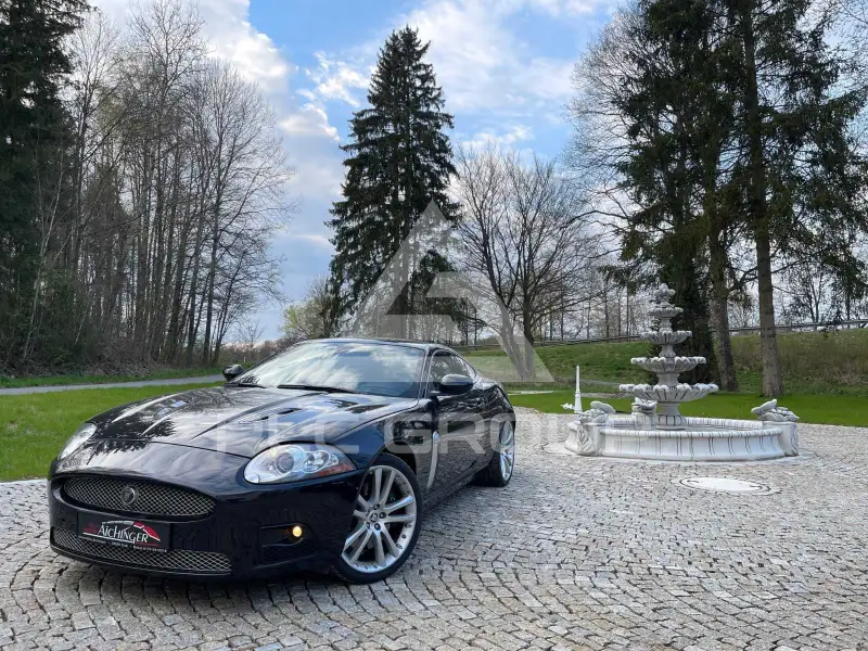 2009 Jaguar XKR