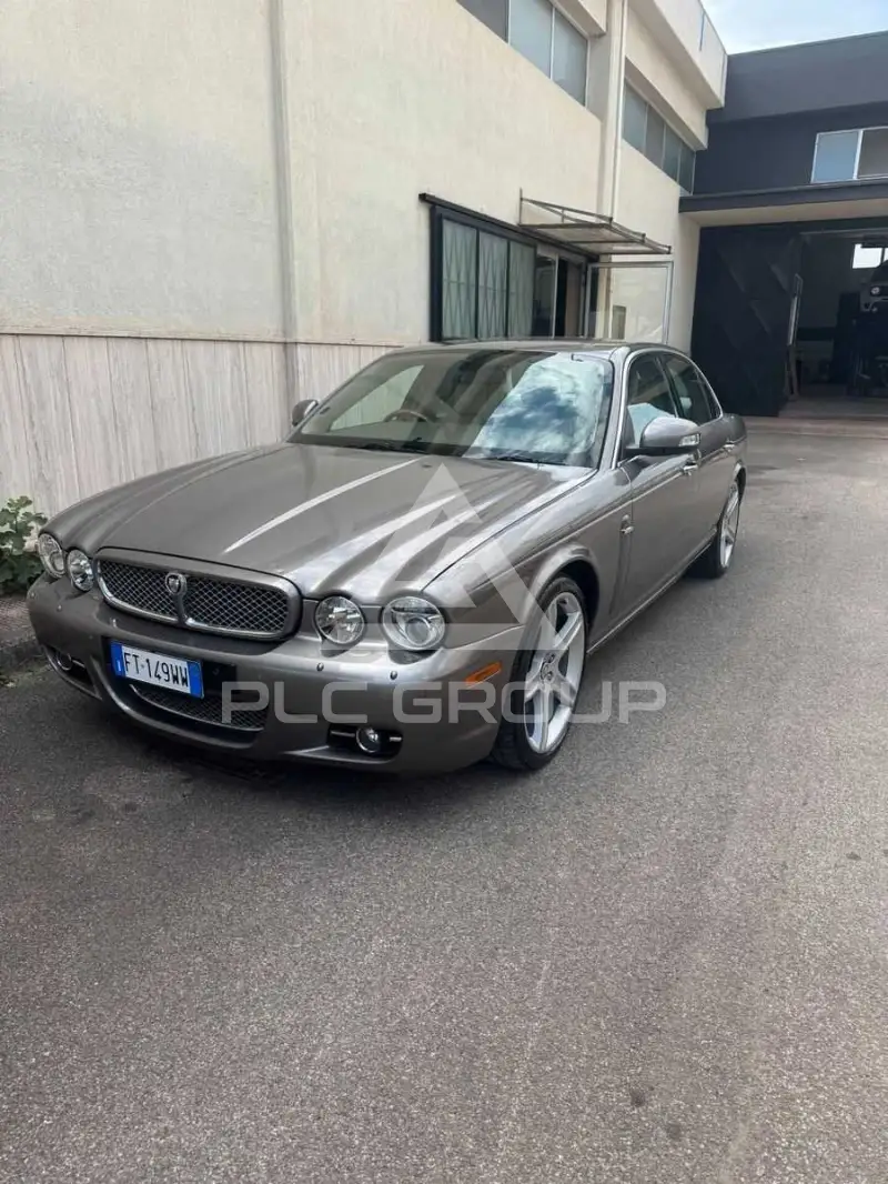 2009 Jaguar XJ