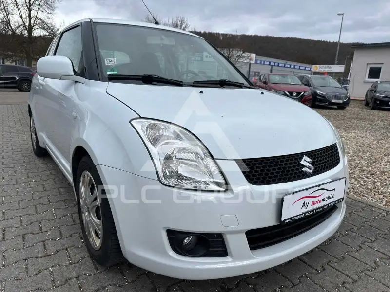 2009 Suzuki SWIFT