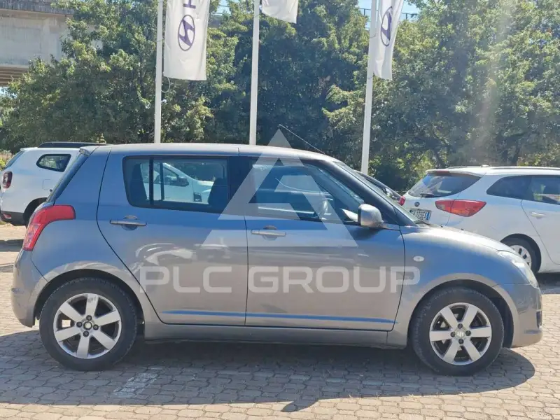 2009 Suzuki SWIFT