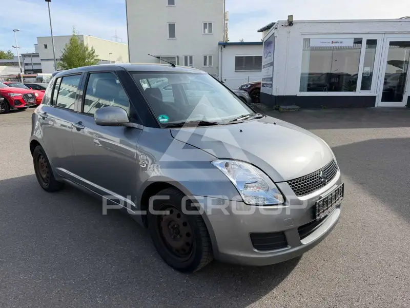 2009 Suzuki SWIFT