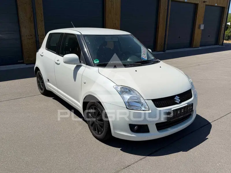 2009 Suzuki SWIFT
