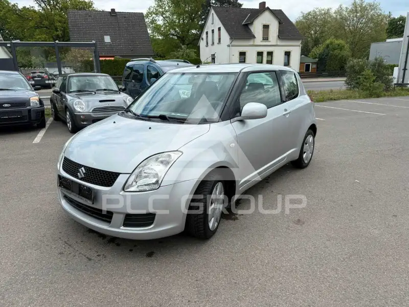 2009 Suzuki SWIFT