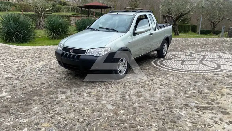 2009 Fiat Strada
