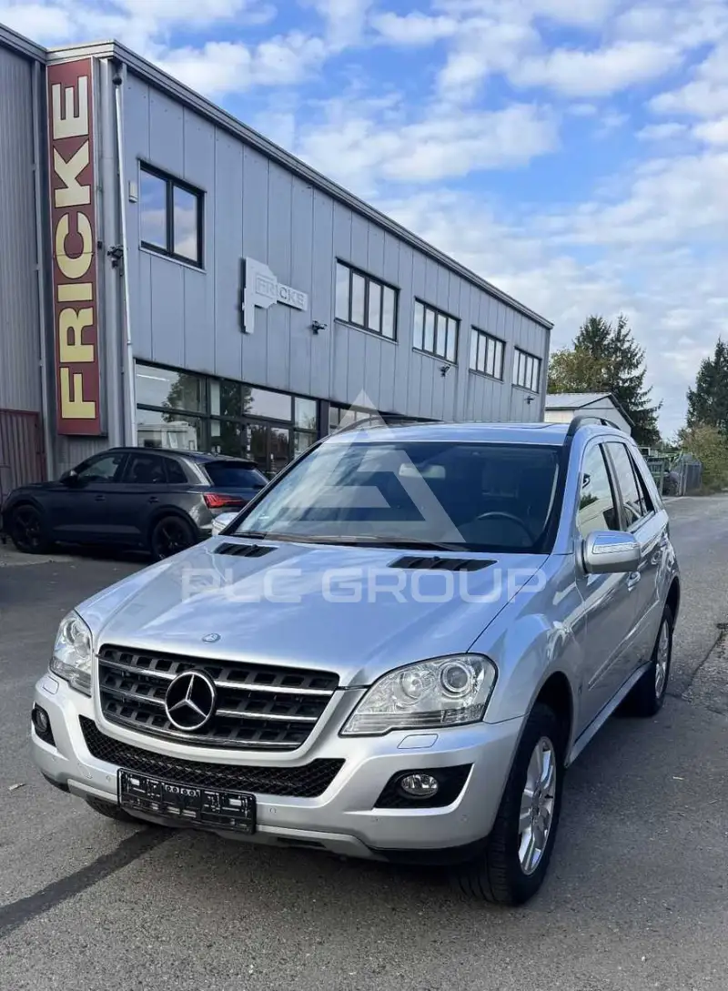 2009 Mercedes Benz ML 320