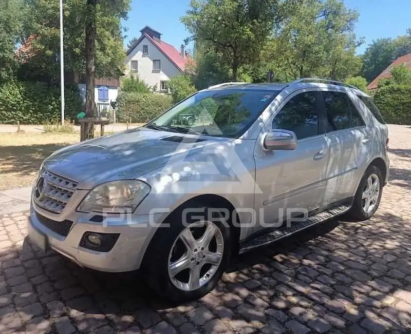 2009 Mercedes Benz ML 320
