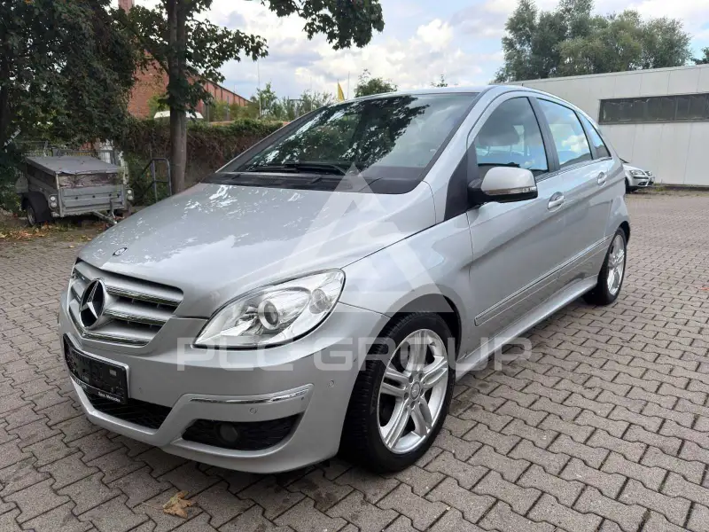 2009 Mercedes Benz B 200