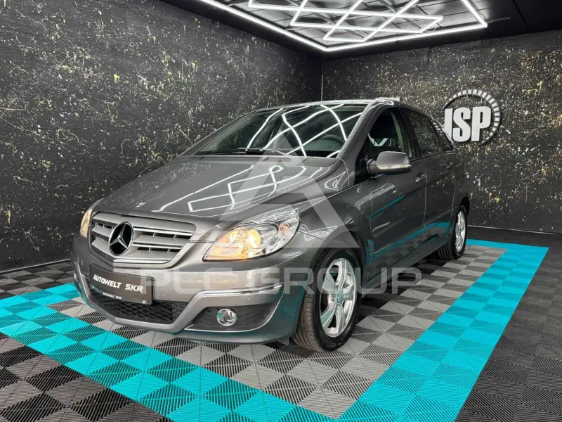 2009 Mercedes Benz B 200