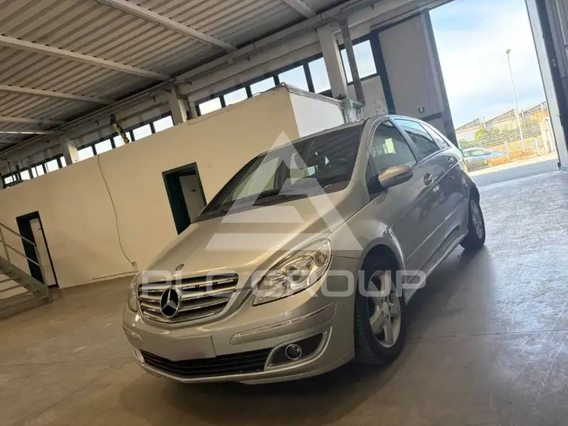 2009 Mercedes Benz B 200
