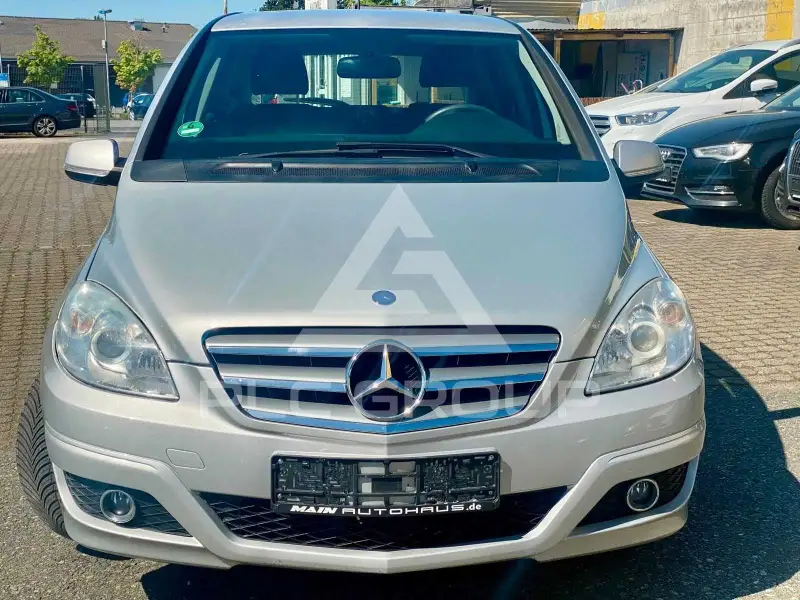 2009 Mercedes Benz B 200