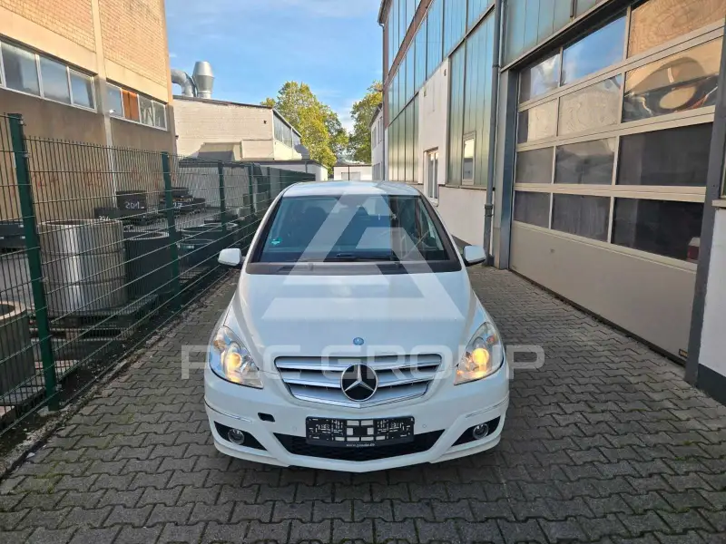 2009 Mercedes Benz B 200