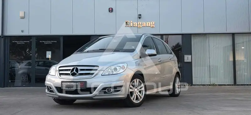 2009 Mercedes Benz B 200