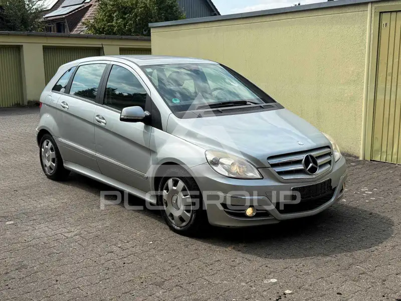 2009 Mercedes Benz B 200