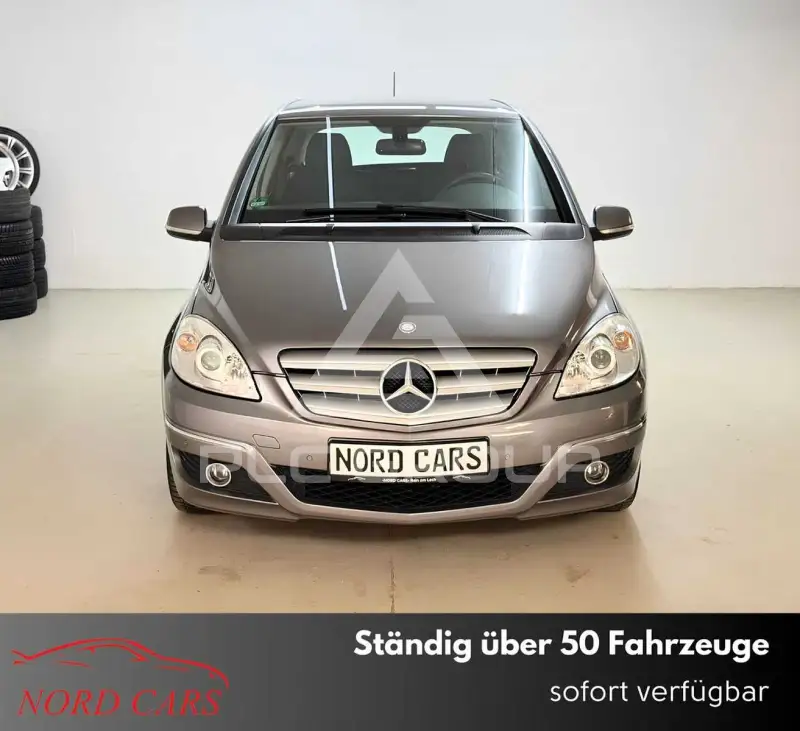 2009 Mercedes Benz B 200