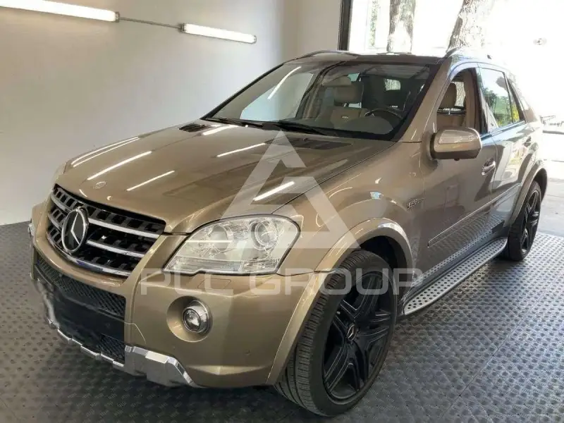 2009 Mercedes Benz ML 63 AMG