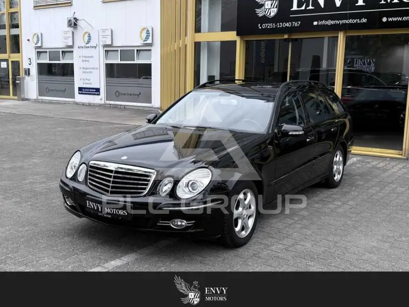 2009 Mercedes Benz E 320