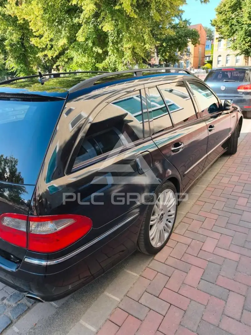 2009 Mercedes Benz E 320