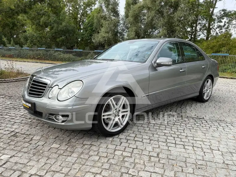 2009 Mercedes Benz E 320