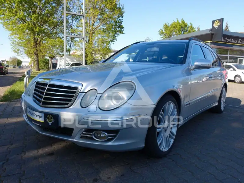 2009 Mercedes Benz E 320