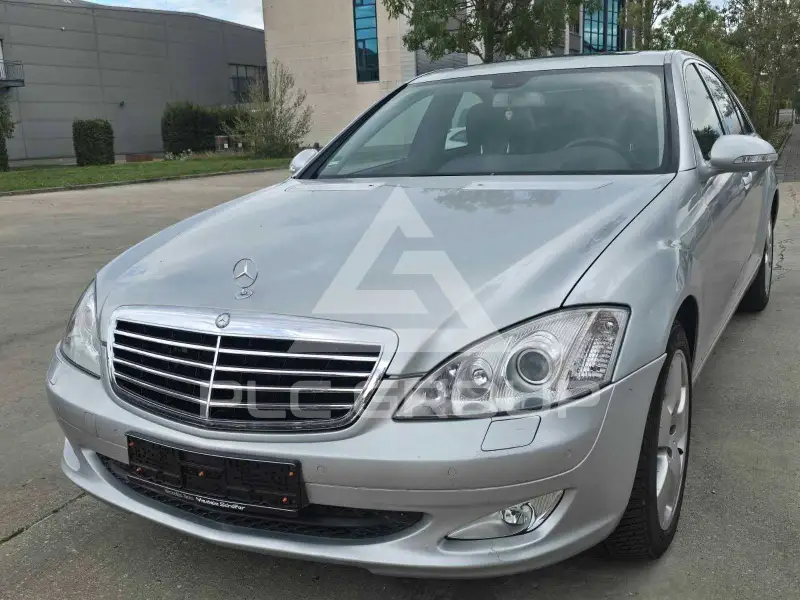 2009 Mercedes Benz S 320