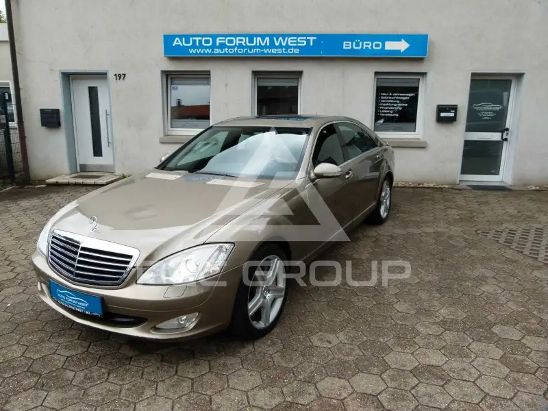2009 Mercedes Benz S 320