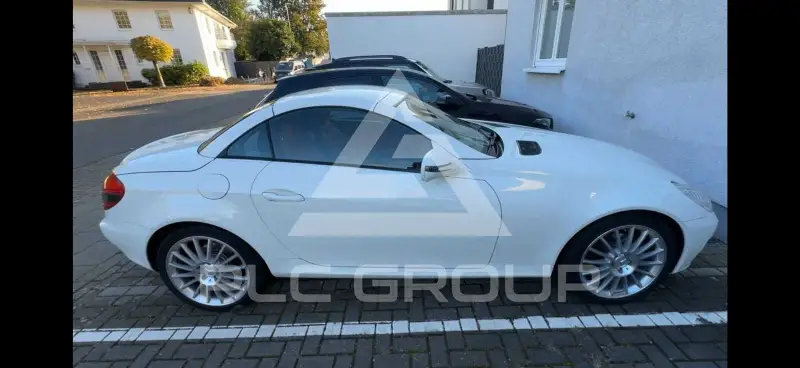 2009 Mercedes Benz SLK 200