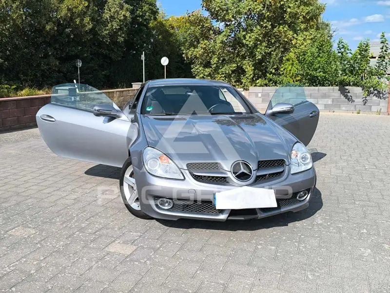 2009 Mercedes Benz SLK 200