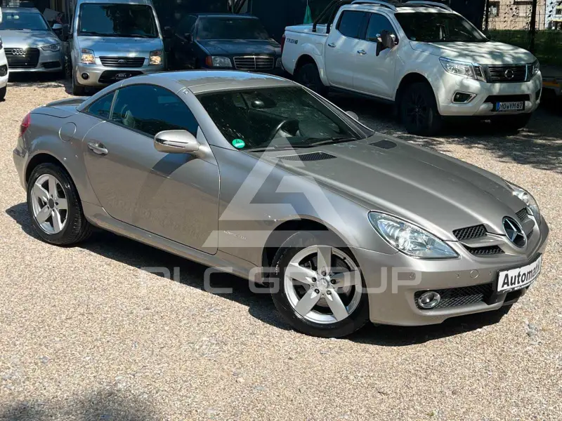 2009 Mercedes Benz SLK 200