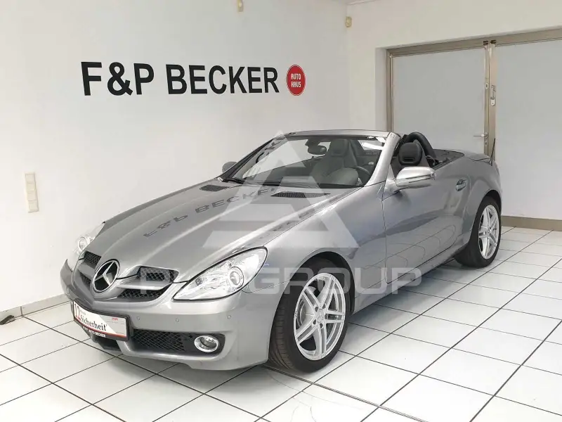 2009 Mercedes Benz SLK 200