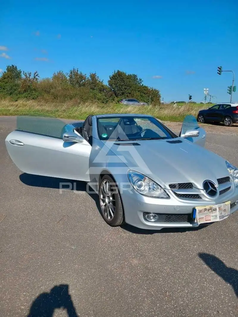 2009 Mercedes Benz SLK 200