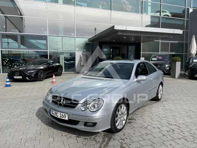 2009 Mercedes Benz CLK 200