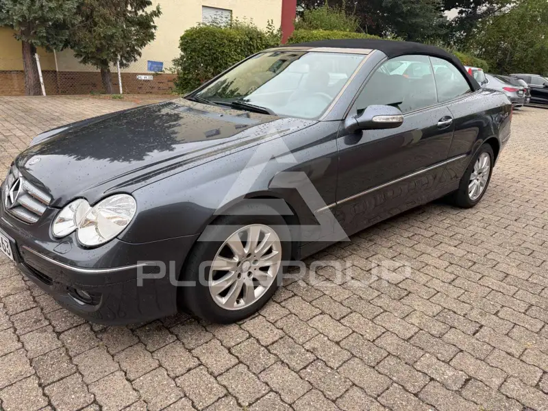 2009 Mercedes Benz CLK 200