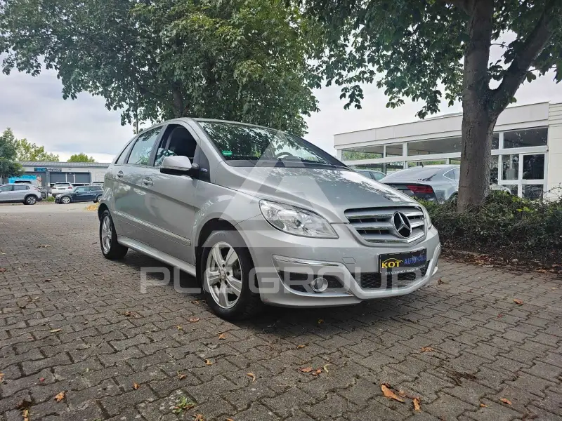 2009 Mercedes Benz A 180