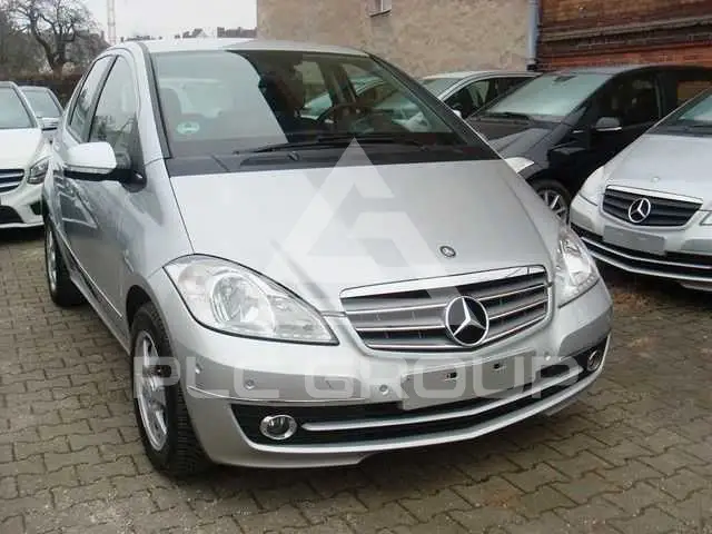 2009 Mercedes Benz A 180