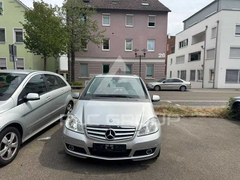 2009 Mercedes Benz A 180