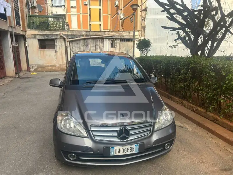 2009 Mercedes Benz A 180
