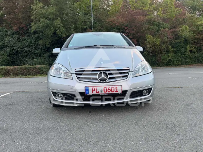 2009 Mercedes Benz A 180